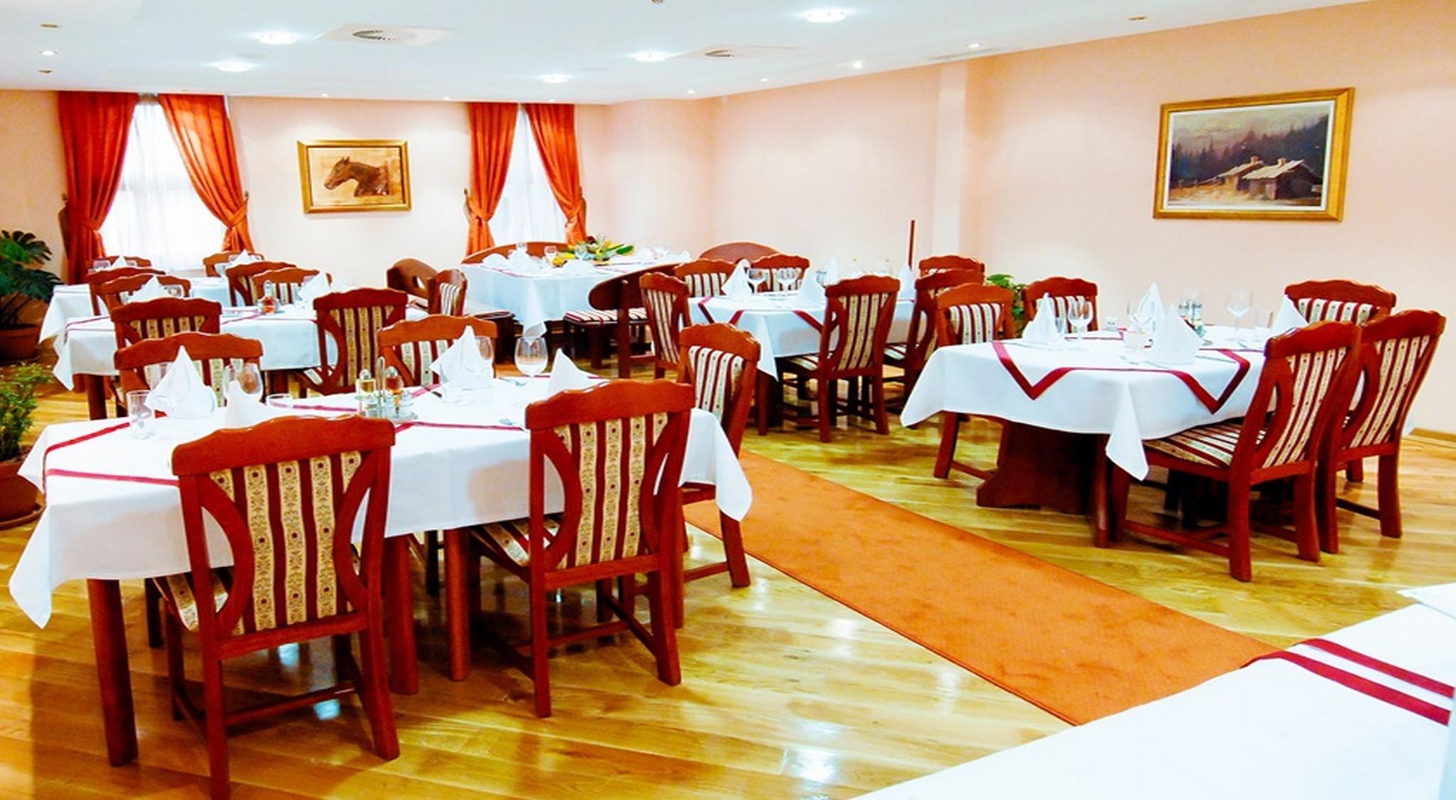 Hotel M3 Donje Mladice Luaran gambar